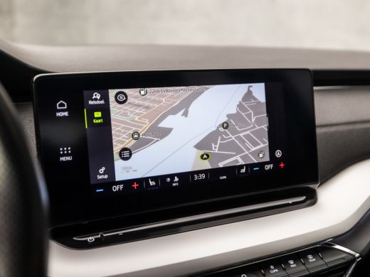 Skoda Octavia Combi 1.0 e-TSI Sport Automaat (VIRTUAL COCKPIT, APPLE CARPLAY, HEAD-UP DISPLAY, STUUR/STOELVERWA... ActivLease financial lease