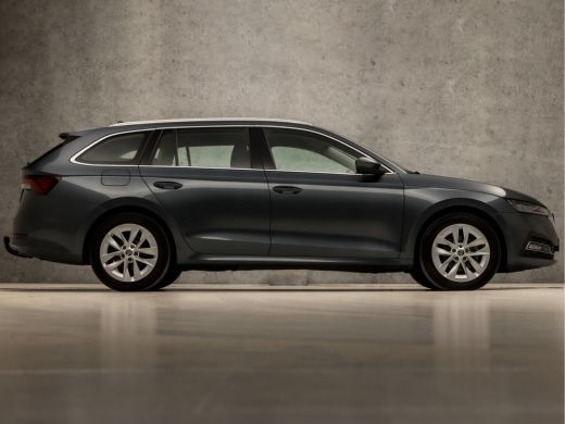 Skoda Octavia Combi 1.0 e-TSI Sport Automaat (VIRTUAL COCKPIT, APPLE CARPLAY, HEAD-UP DISPLAY, STUUR/STOELVERWA... ActivLease financial lease