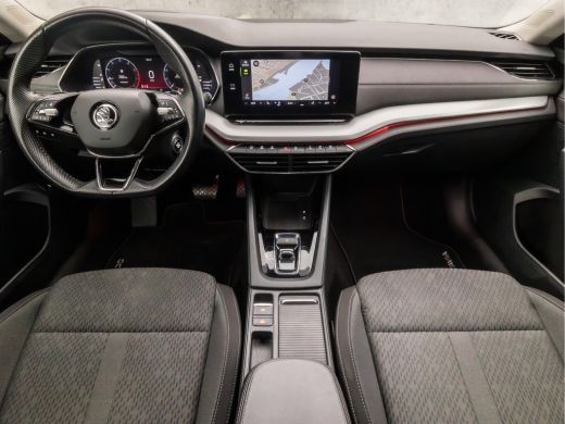 Skoda Octavia Combi 1.0 e-TSI Sport Automaat (VIRTUAL COCKPIT, APPLE CARPLAY, HEAD-UP DISPLAY, STUUR/STOELVERWA... ActivLease financial lease