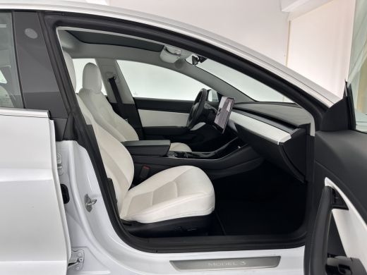 Tesla Model 3 Long Range AWD 75 kWh [ 3-Fase ] (INCL-BTW) Aut. *PANO | AUTO-PILOT | LUXURY-LEATHER | TOWBAR | K... ActivLease financial lease