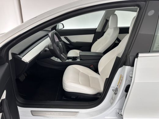 Tesla Model 3 Long Range AWD 75 kWh [ 3-Fase ] (INCL-BTW) Aut. *PANO | AUTO-PILOT | LUXURY-LEATHER | TOWBAR | K... ActivLease financial lease