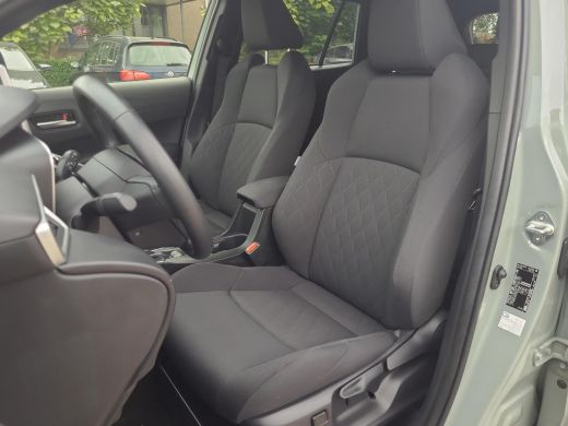 Toyota Corolla Cross Hybrid 140 Dynamic | Apple CarPlay / Android Auto | All seasons | Rijklaarprijs incl. garantie | ActivLease financial lease