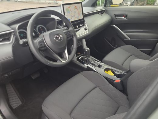 Toyota Corolla Cross Hybrid 140 Dynamic | Apple CarPlay / Android Auto | All seasons | Rijklaarprijs incl. garantie | ActivLease financial lease