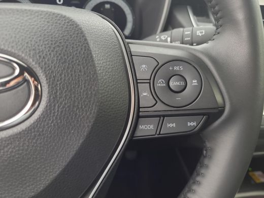 Toyota Corolla Cross Hybrid 140 Dynamic | Apple CarPlay / Android Auto | All seasons | Rijklaarprijs incl. garantie | ActivLease financial lease