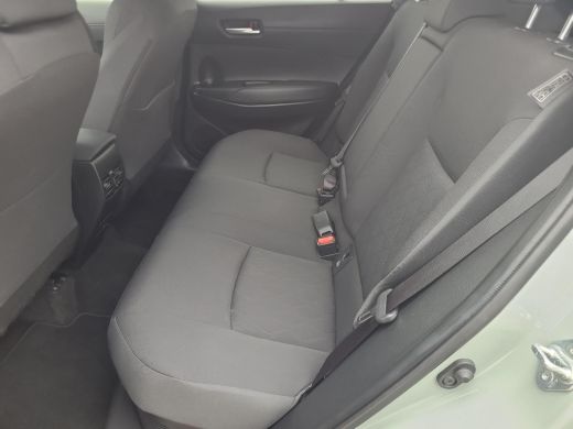 Toyota Corolla Cross Hybrid 140 Dynamic | Apple CarPlay / Android Auto | All seasons | Rijklaarprijs incl. garantie | ActivLease financial lease