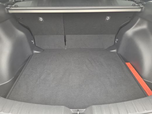 Toyota Corolla Cross Hybrid 140 Dynamic | Apple CarPlay / Android Auto | All seasons | Rijklaarprijs incl. garantie | ActivLease financial lease