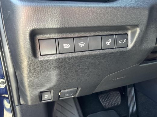 Toyota RAV4 2.5 Plug-in Hybrid AWD Bi-Tone Plus ActivLease financial lease