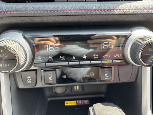 Toyota RAV4 2.5 Plug-in Hybrid AWD Style | All-in prijs | Apple/Android | Camera | Parkeersensoren | ActivLease financial lease
