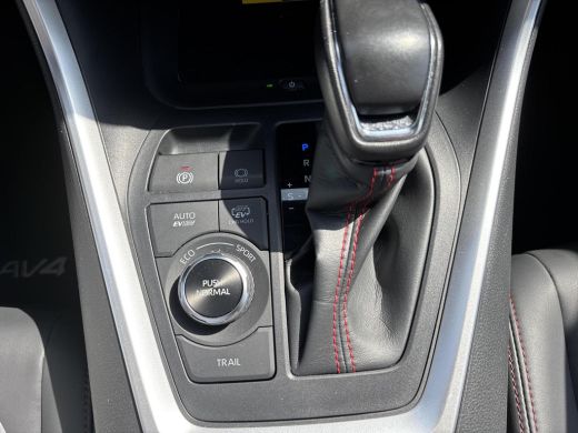 Toyota RAV4 2.5 Plug-in Hybrid AWD Style | All-in prijs | Apple/Android | Camera | Parkeersensoren | ActivLease financial lease