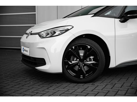 Volkswagen ID.3 Limited Edition Inclusief €2000,- inruilvoordeel | 'App-Connect' draadloze smartphone integratie ... ActivLease financial lease