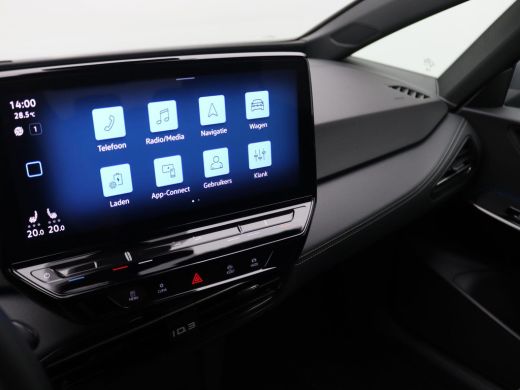 Volkswagen ID.3 Pro 58 kWh 204PK Aut. Matrix-LED Verlichting, Keyless, Achteruitrijcamera, Navi, Alarm, Stoel-Stu... ActivLease financial lease