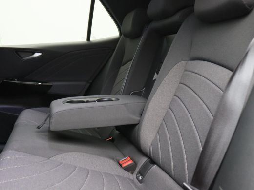 Volkswagen ID.3 Pro 58 kWh 204PK Aut. Matrix-LED Verlichting, Keyless, Achteruitrijcamera, Navi, Alarm, Stoel-Stu... ActivLease financial lease