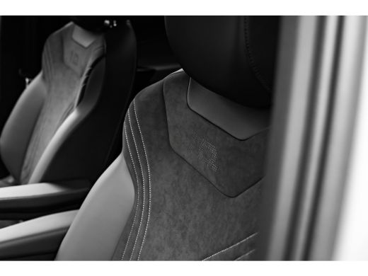 Volkswagen ID.4 Pro Limited Edition Inclusief &euro;2000,- inruilvoordeel | 'App-Connect' draadloze smartphone integra... ActivLease financial lease