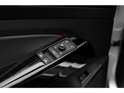 Volkswagen ID.4 Pro Limited Edition Inclusief &euro;2000,- inruilvoordeel | 'App-Connect' draadloze smartphone integra... ActivLease financial lease