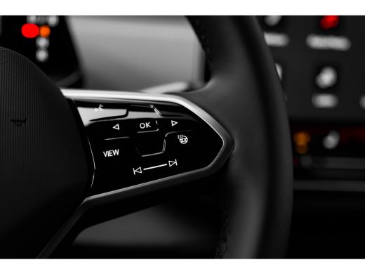 Volkswagen ID.4 Pro Limited Edition Inclusief &euro;2000,- inruilvoordeel | 'App-Connect' draadloze smartphone integra... ActivLease financial lease