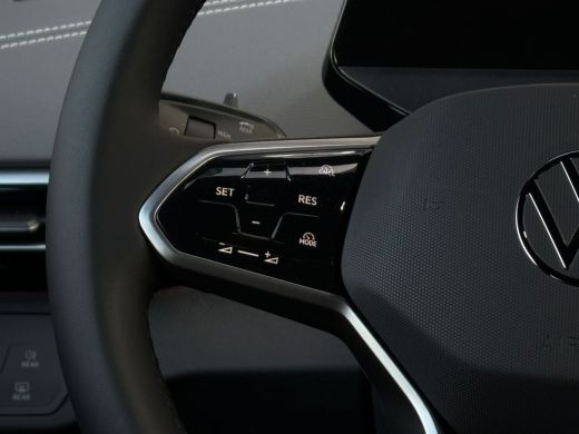 Volkswagen ID.4 Pro Limited Edition Inclusief &euro;2000,- inruilvoordeel | 'App-Connect' draadloze smartphone integra... ActivLease financial lease