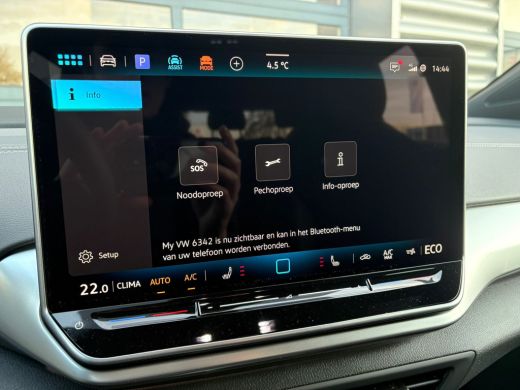Volkswagen ID.4 Pro Limited Edition Inclusief &euro;2000,- inruilvoordeel | 'App-Connect' draadloze smartphone integra... ActivLease financial lease