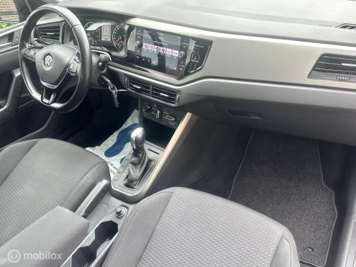 Volkswagen Polo 1.0 TSI 95PK DSG AUTOMAAT COMFORTLINE PARKEERSENSOREN CARPLAY ADAPTIVE CRUISE CONTROLE NETTE AUTO!! ActivLease financial lease