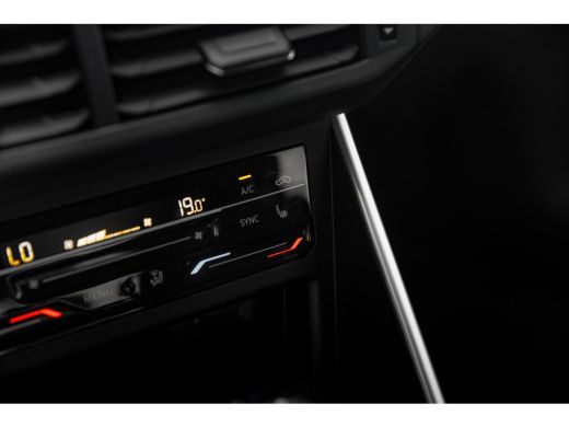 Volkswagen Polo 1.0 TSI Life Edition DSG | Clima | Camera ActivLease financial lease