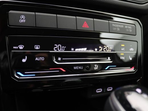 Volkswagen T-Cross 1.0 TSI Life Edition 116pk DSG Matrix LED, Stoelverwarming, Achteruitrijcamera, Getint glas, Keyl... ActivLease financial lease