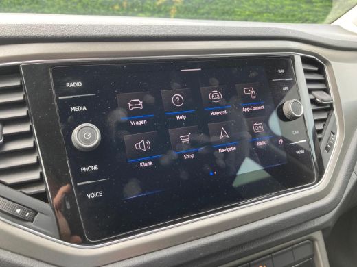 Volkswagen T-Roc 1.0 TSI Style Business 110 pk | Navi | Carplay | Climate ActivLease financial lease