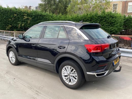 Volkswagen T-Roc 1.0 TSI Style Business 110 pk | Navi | Carplay | Climate ActivLease financial lease