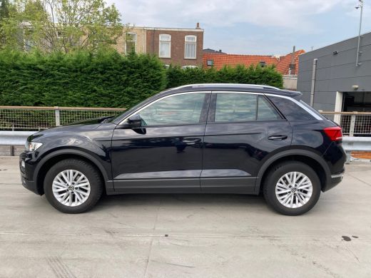 Volkswagen T-Roc 1.0 TSI Style Business 110 pk | Navi | Carplay | Climate ActivLease financial lease