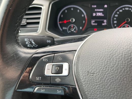 Volkswagen T-Roc 1.0 TSI Style Business 110 pk | Navi | Carplay | Climate ActivLease financial lease