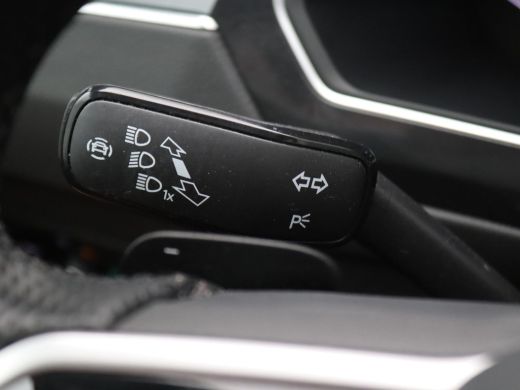 Volkswagen Tiguan 1.4 TSI eHybrid R-Line Business 245PK DSG Trekhaak, LED-Matrix, Elek. achterklep, 20" Suzuka velg... ActivLease financial lease