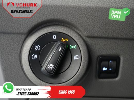 Volkswagen Transporter 2.0 TDI L2 BPM VRIJ! Imperiaal/ Carplay/ Airco/ Cruise/ PDC/ Trekhaak ActivLease financial lease
