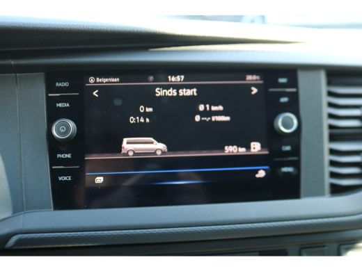 Volkswagen Transporter 2.0 TDI L2 H1 Airco Navigatie Trekhaak ActivLease financial lease