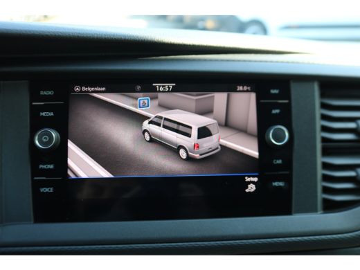 Volkswagen Transporter 2.0 TDI L2 H1 Airco Navigatie Trekhaak ActivLease financial lease