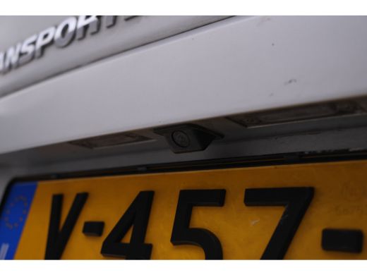 Volkswagen Transporter 2.0 TDI L2 H1 Highline Automaat, Leer, Navigatie, Climate, ActivLease financial lease