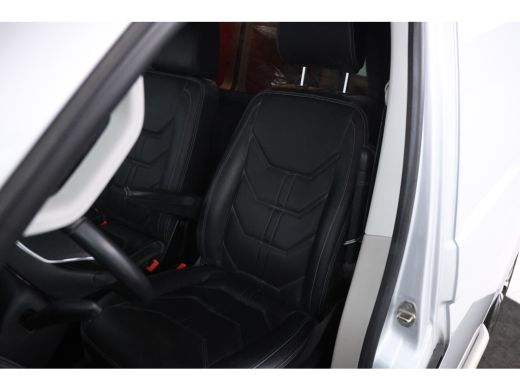 Volkswagen Transporter 2.0 TDI L2 H1 Highline Automaat, Leer, Navigatie, Climate, ActivLease financial lease