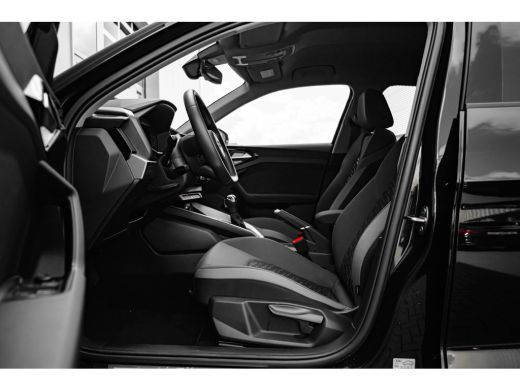 Audi A1 Sportback Sportback 25 TFSI S edition 95 PK Automaat | LED verlichting | Camera achter | Stoelverw. voor | ... ActivLease financial lease