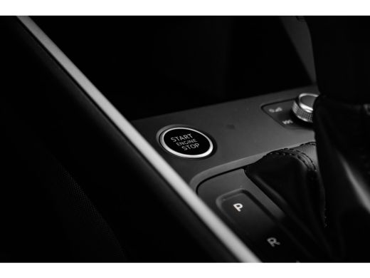 Audi A1 Sportback Sportback 25 TFSI S edition 95 PK Automaat | LED verlichting | Camera achter | Stoelverw. voor | ... ActivLease financial lease