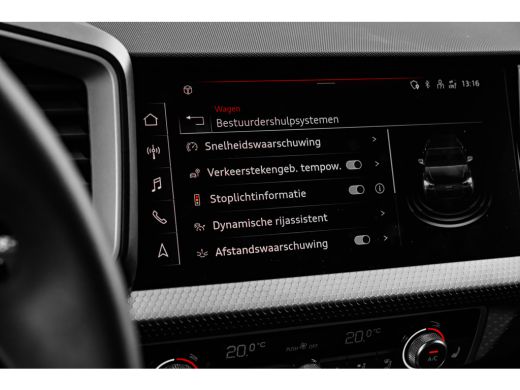 Audi A1 Sportback Sportback 25 TFSI S edition 95 PK Automaat | LED verlichting | Camera achter | Stoelverw. voor | ... ActivLease financial lease