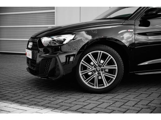 Audi A1 Sportback Sportback 25 TFSI S edition 95 PK Automaat | LED verlichting | Camera achter | Stoelverw. voor | ... ActivLease financial lease