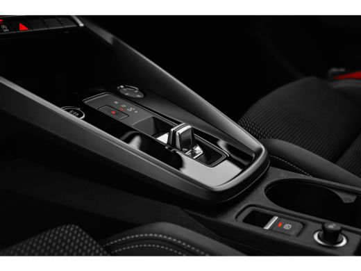 Audi A3 Sportback 30 TFSI S edition 110PK | Stoelverw. voor | Sfeerverlichting | Cruise Control Adaptief ... ActivLease financial lease