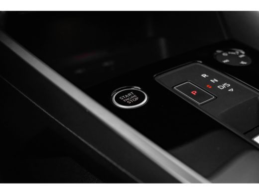 Audi A3 Sportback 30 TFSI S edition 110PK | Stoelverw. voor | Sfeerverlichting | Cruise Control Adaptief ... ActivLease financial lease
