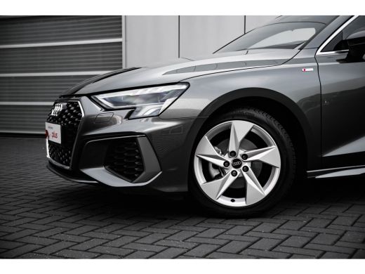 Audi A3 Sportback 30 TFSI S edition 110PK | Stoelverw. voor | Sfeerverlichting | Cruise Control Adaptief ... ActivLease financial lease