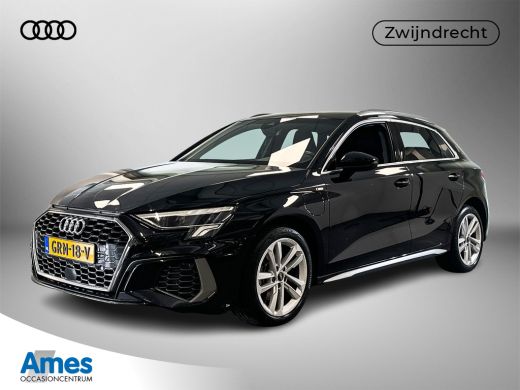 Audi A3 Sportback 40 204pk TFSI e S-Line Parkeerhulp achter | Adaptive cruise control | MMI navigatie plu... Audi A3 Sportback 40 204pk TFSI e S-Line Parkeerhulp achter | Adaptive cruise control | MMI navigatie plu...
