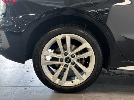 Audi A3 Sportback 40 204pk TFSI e S-Line Parkeerhulp achter | Adaptive cruise control | MMI navigatie plu... ActivLease financial lease