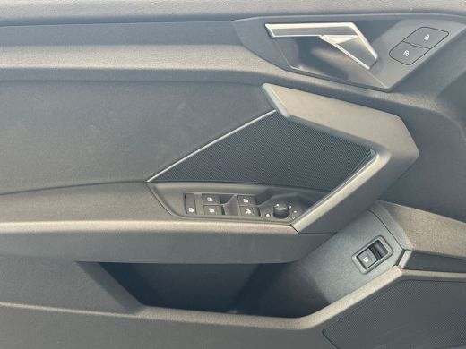 Audi A3 Sportback 40 204pk TFSI e S-Line Parkeerhulp achter | Adaptive cruise control | MMI navigatie plu... ActivLease financial lease