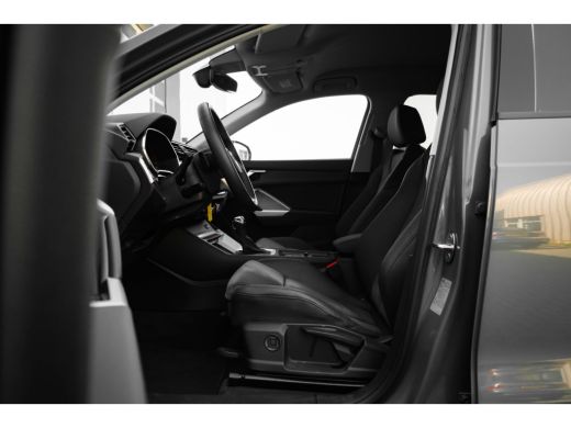 Audi Q3 45 TFSI e Advanced edition | Achteruitrijcamera | Stoelverwarming | Adaptieve Cruise Control | Le... ActivLease financial lease