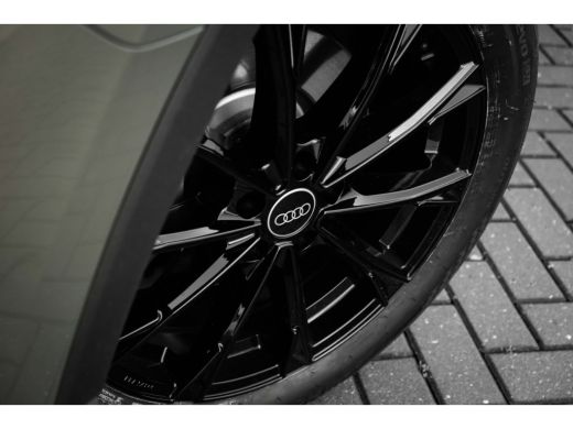 Audi Q3 45 TFSI e Advanced edition | Achteruitrijcamera | Stoelverwarming | Adaptieve Cruise Control | Le... ActivLease financial lease