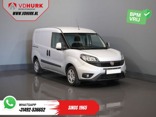 Fiat Doblò 1.3 MJ 95 pk BPM VRIJ! NL Auto/ Navi/ Airco/ Cruise/ PDC Fiat Doblò 1.3 MJ 95 pk BPM VRIJ! NL Auto/ Navi/ Airco/ Cruise/ PDC