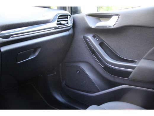 Ford Fiesta 1.0EB ST-Line X | NL-AUTO! | 1 EIGENAAR | TREKHAAK | LED | CRUISE | DEALER OH | WINTERPACK | APPL... ActivLease financial lease