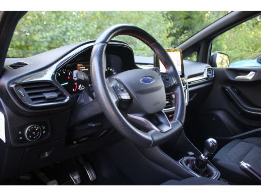 Ford Fiesta 1.0EB ST-Line X | NL-AUTO! | 1 EIGENAAR | TREKHAAK | LED | CRUISE | DEALER OH | WINTERPACK | APPL... ActivLease financial lease