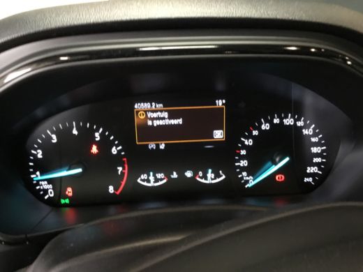 Ford Focus 1.0EB 155PK ST-LINE X | NL AUTO! | 1 EIGENAAR | TREKHAAK | PARK SENS V+A | CRUISE | WINTERPACK | ... ActivLease financial lease